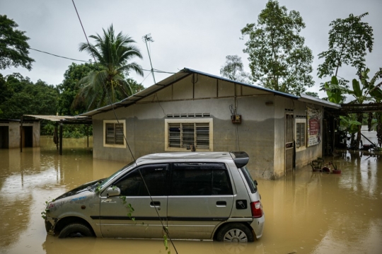 Ribuan Orang Dievakuasi Akibat Banjir Parah Landa Malaysia