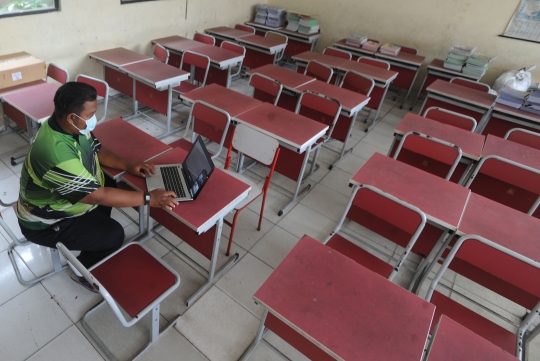 Kegiatan Belajar Tatap Muka di Tangerang Selatan Dibatalkan
