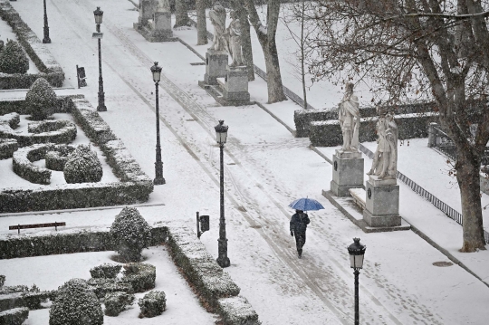 Badai Salju Lumpuhkan Madrid