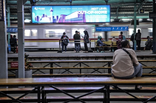 KRL Operasi 18 Jam Sehari Selama PSBB Ketat Jakarta