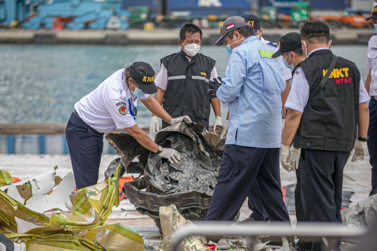KNKT Kembali Periksa Turbin Pesawat Sriwijaya Air di Hari Ke-5 Pencarian