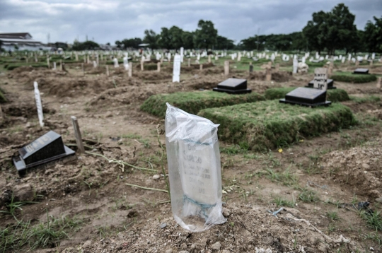 Blok Makam Covid-19 di TPU Tegal Alur Penuh