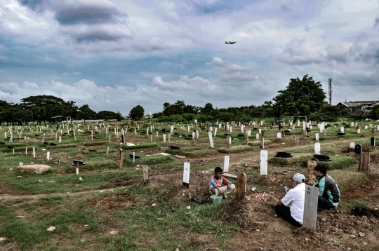 Blok Makam Covid-19 di TPU Tegal Alur Penuh