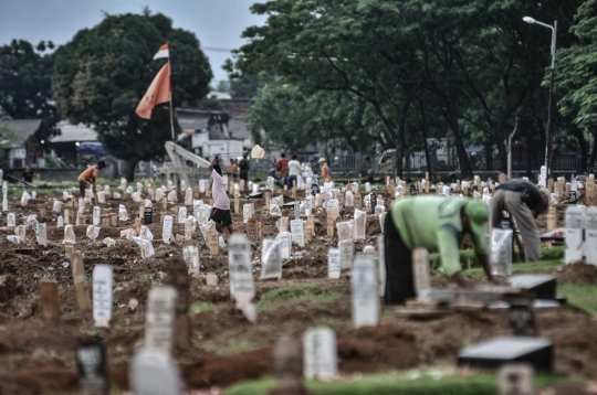 Blok Makam Covid-19 di TPU Tegal Alur Penuh