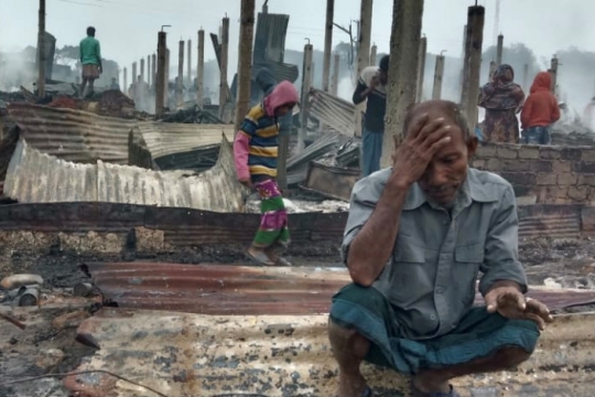 Nestapa Pengungsi Rohingya Kehilangan Tempat Tinggal di Bangladesh