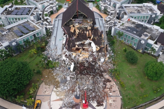 Kerusakan-Kerusakan Parah Akibat Gempa di Sulawesi Barat