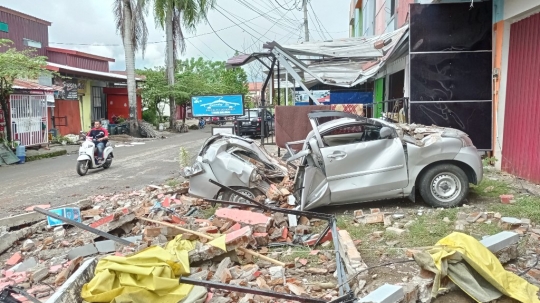 Kerusakan-Kerusakan Parah Akibat Gempa di Sulawesi Barat