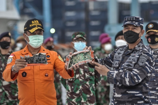 Tim SAR Temukan Kotak CVR Sriwijaya Air SJ-182