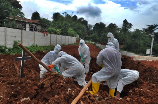 Korban Covid-19 Terus Bertambah di TPU Jombang