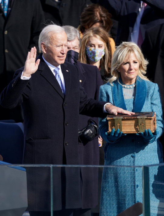 Momen Pelantikan Joe Biden Jadi Presiden ke-46 Amerika Serikat