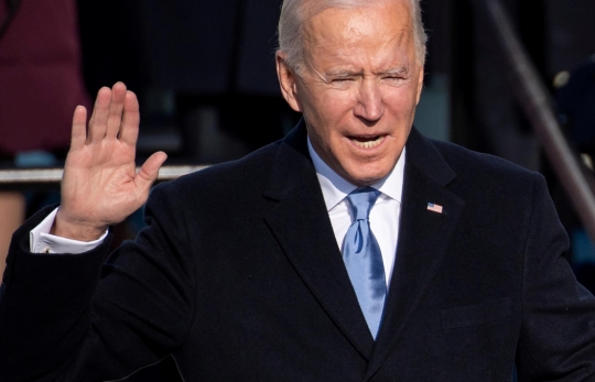 Momen Pelantikan Joe Biden Jadi Presiden ke-46 Amerika Serikat