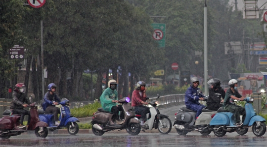 Puncak Musim Hujan Terjadi pada Januari hingga Februari 2021