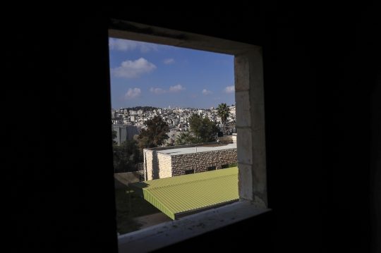 Beginilah Kondisi Proyek Gedung Parlemen Palestina yang Terbengkalai