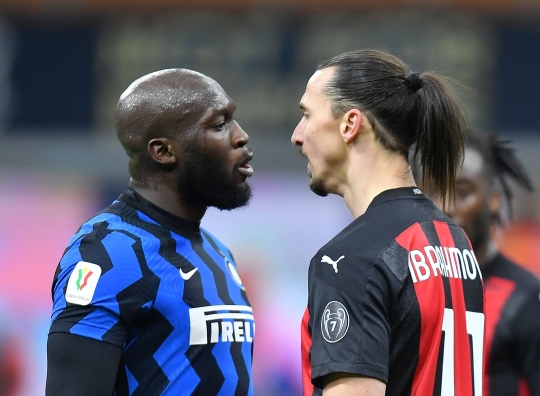 Momen Duel Ibrahimovic vs Lukaku Panaskan Derbi Milan