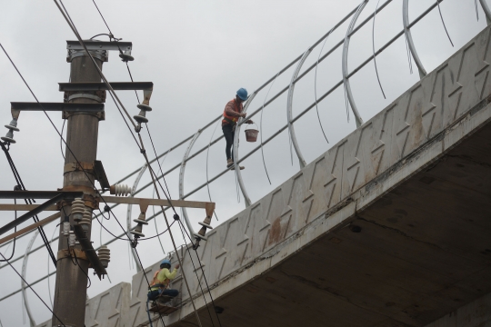 Persiapan Flyover Cakung Jelang Diuji Coba