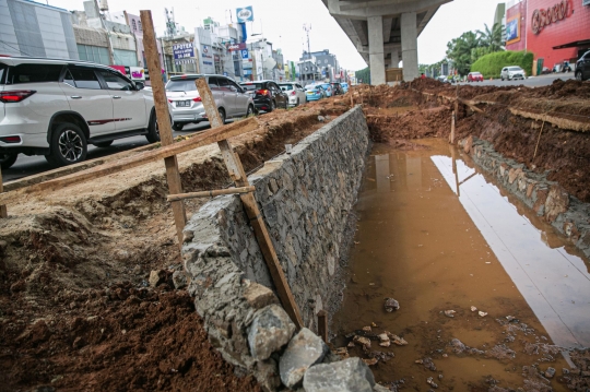 Pembuatan Kolam Olakan Air untuk Menampung Genangan Hujan di Jakarta