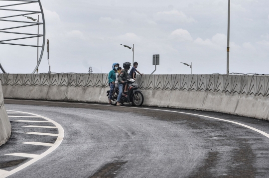 Uji Coba Flyover Tapal Kuda