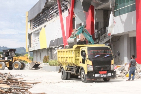 Kondisi Mall dan Matos Mamuju Rusak Diguncang Gempa 6,2 SR