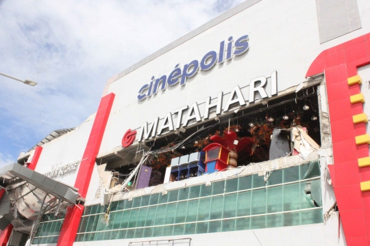 Kondisi Mall dan Matos Mamuju Rusak Diguncang Gempa 6,2 SR