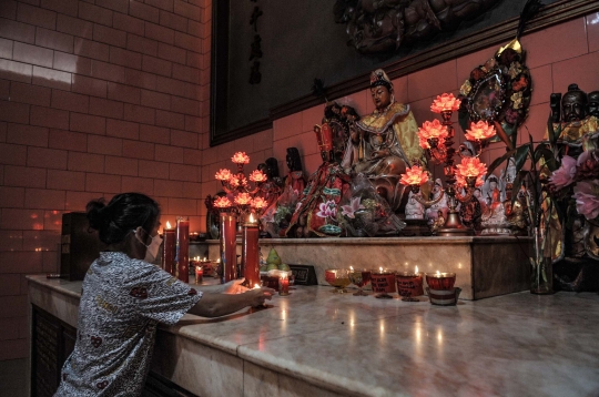 Persiapan Klenteng Ancol Sambut Tahun Baru Imlek