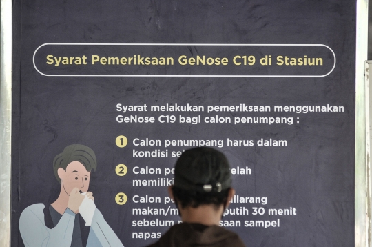 Penerapan Tes Covid-19 dengan GeNose di Stasiun Pasar Senen