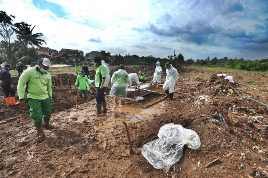 TPU Srengseng Sawah 2 Terus Terima Korban Covid-19