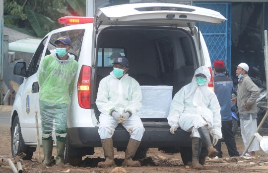 TPU Srengseng Sawah 2 Terus Terima Korban Covid-19