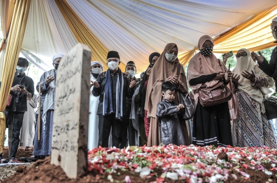 Pemakaman Ustaz Maaher At-Thuwalibi