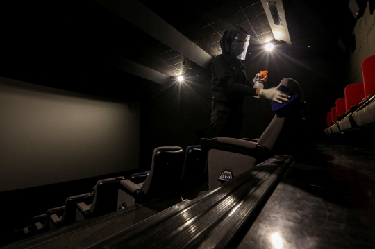 Siasat Bioskop Menghadapi Masa Pandemi