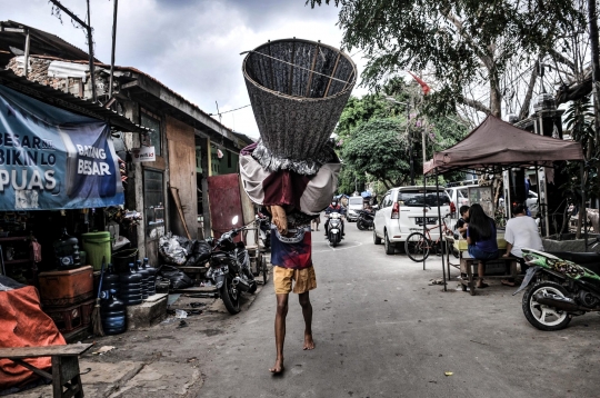 Seniman Ondel-Ondel Ibu Kota Terdampak Pandemi