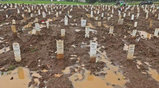 Makam Korban Covid-19 Dipersempit