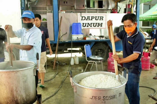 Dapur Umum di Sulbar yang Setiap Hari Siapkan 4.000 Nasi Bungkus untuk Korban Gempa