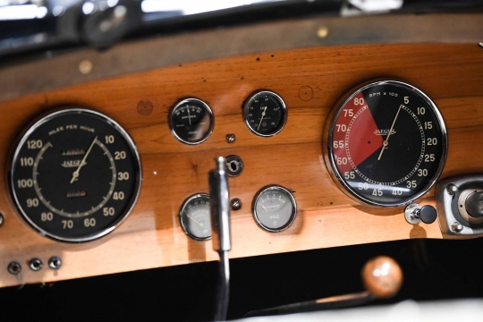 Mobil Antik nan Langka Bugatti Type 57S Siap Dilelang