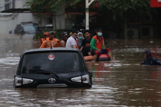 Jalan Kemang Raya Terendam Banjir