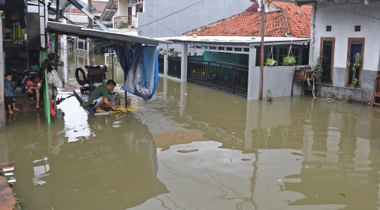 Hujan Lebat, Permukiman di Pekayon Kebanjiran