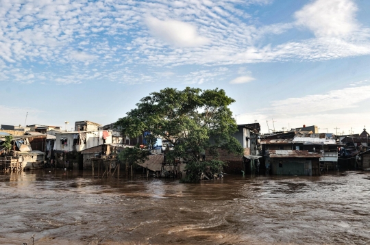 Sempat Surut, Banjir Kembali Rendam Permukiman di Tanah Rendah