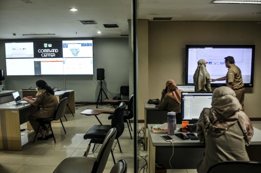 Intip Kesibukan di Posko Jakarta Tanggap Covid-19