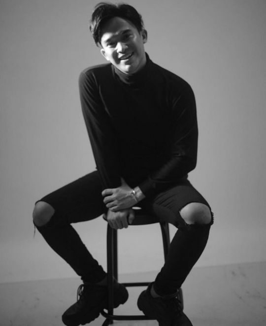 Potret Kece Anwar Sanjaya Bak Model Profesional, Ganteng Maksimal Bikin Pangling