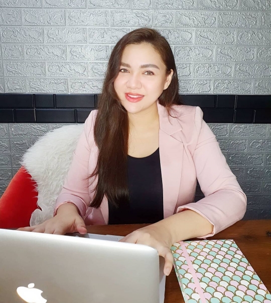 Hot Mom Vicky Shu Bikin Pangling, Makin Langsing Usai Turun 18 kilogram