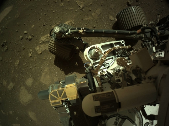 Robot Penjelajah Kembali Kirim Foto Permukaan Mars