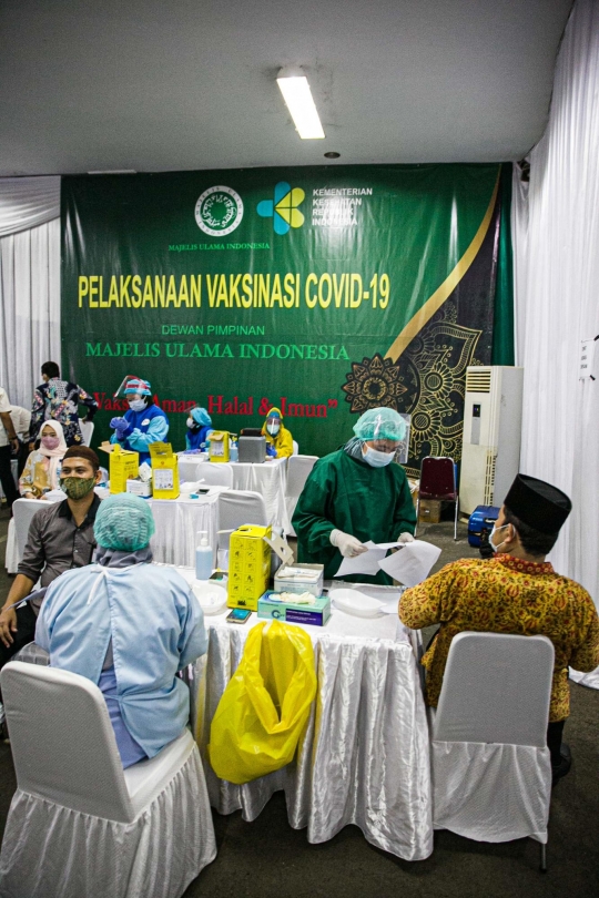 Ulama MUI Terima Vaksin Covid-19