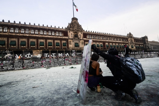 Kericuhan Warnai Peringatan Hari Perempuan Internasional di Meksiko