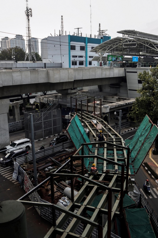 Skybridge Transjakarta-MRT Rampung Mei 2021