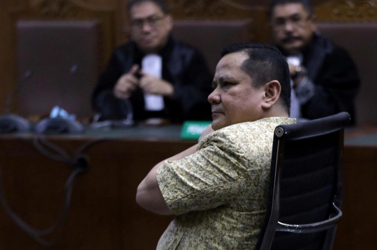 Ekspresi Irjen Napoleon Bonaparte Saat Divonis Empat Tahun Penjara