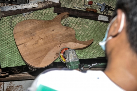 Geliat Industri Gitar Rumahan Bertahan di Masa Pandemi