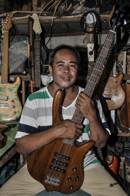 Geliat Industri Gitar Rumahan Bertahan di Masa Pandemi