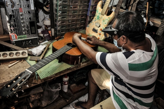 Geliat Industri Gitar Rumahan Bertahan di Masa Pandemi