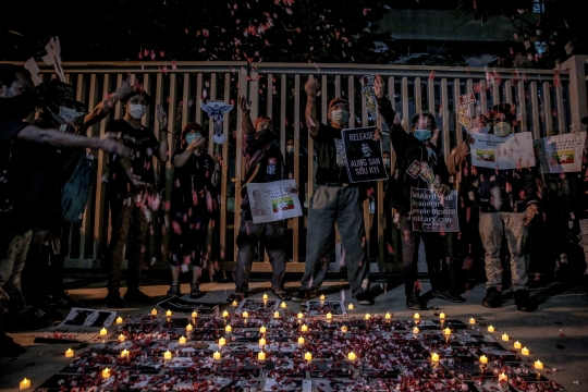 Aksi Lilin Solidaritas untuk Rakyat Myanmar