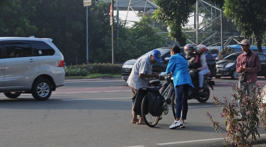 Berbagi Makanan Gratis di Masa Pandemi