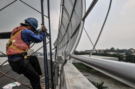 Pembangunan Flyover Cakung Hampir Rampung